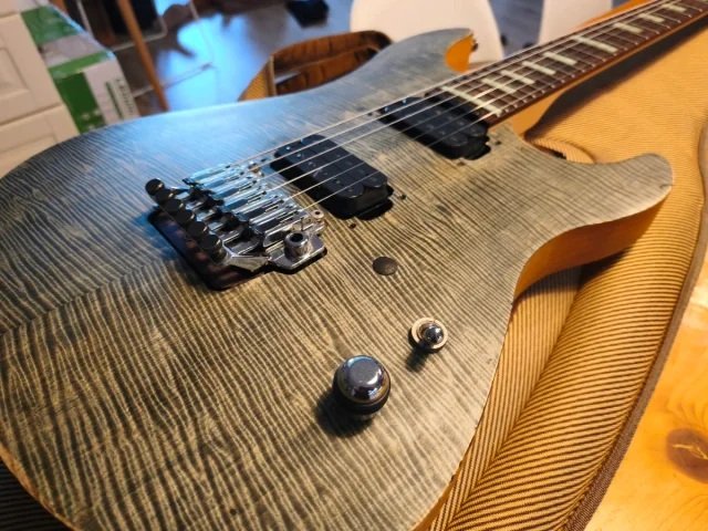 Yamaha RGX 620 DZ de segunda mano · Foto 5 de 9 · Bizkaia · 299 €