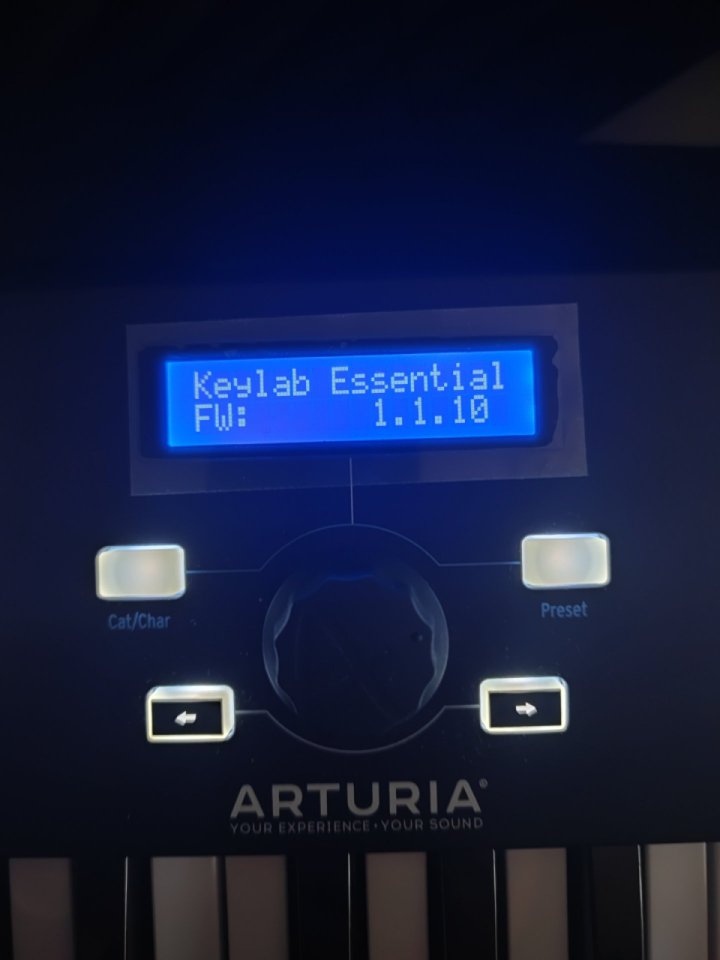 Arturia Keylab Essential 61 Key Black Teclado MIDI