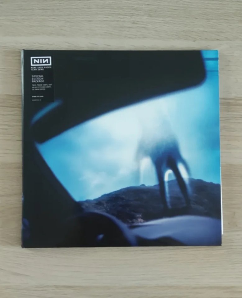Nine Inch Nails Year Zero Edición Especial de segunda mano · Foto 1 de 5 · Barcelona · 350 €
