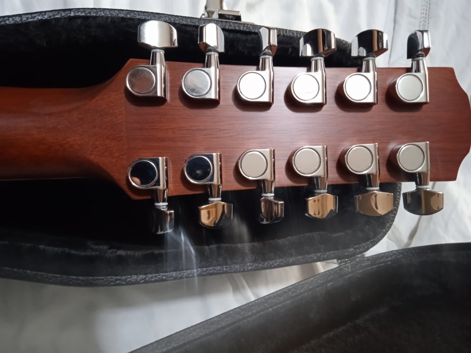 Yamaha CPX700II-12 acústica de 12 cuerdas de segunda mano · Foto 4 de 8 · Araba · 800 €