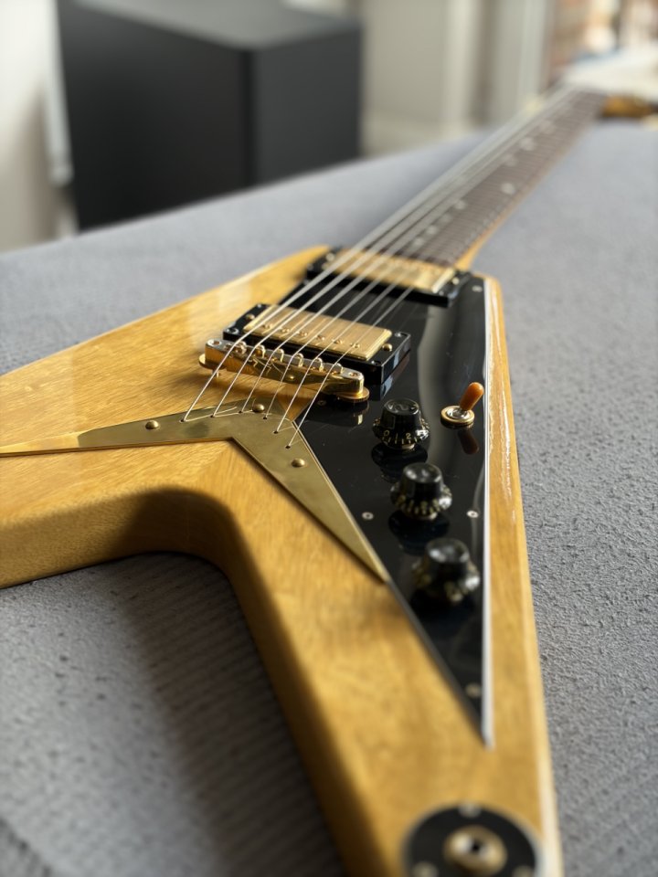 Gibson Flying V Korina Reissue 2024 Custom Shop // Rebajada!!!