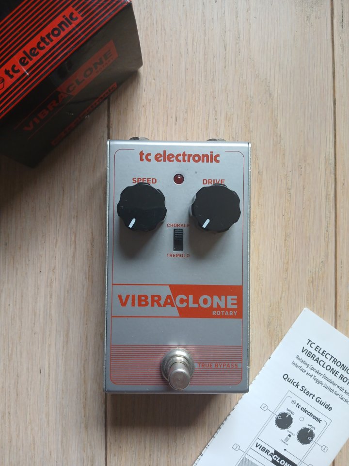 TC Electronic Vibraclone Rotary de segunda mano · Foto 1 de 6 · Asturias · 40 €