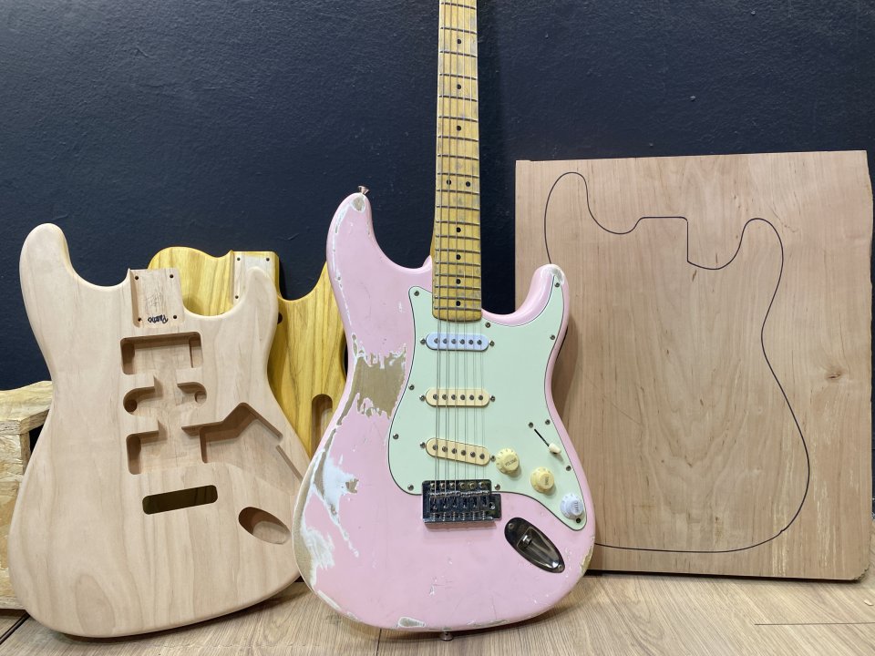 Pastillas Guitarra (Nuevo Ingreso) de segunda mano · Foto 4 de 5 · Barcelona · 200 €