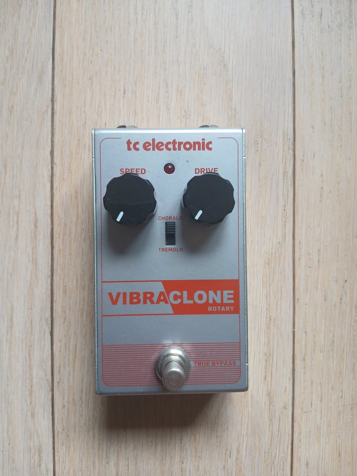 TC Electronic Vibraclone Rotary de segunda mano · Foto 2 de 6 · Asturias · 40 €