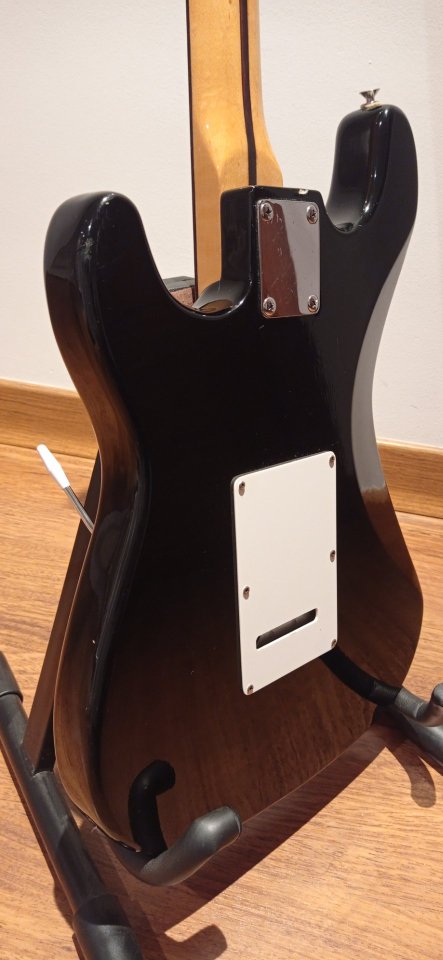 Guitarra eléctrica Squier Stratocaster Corea 1989 de segunda mano · Foto 8 de 9 · Cuenca · 200 €