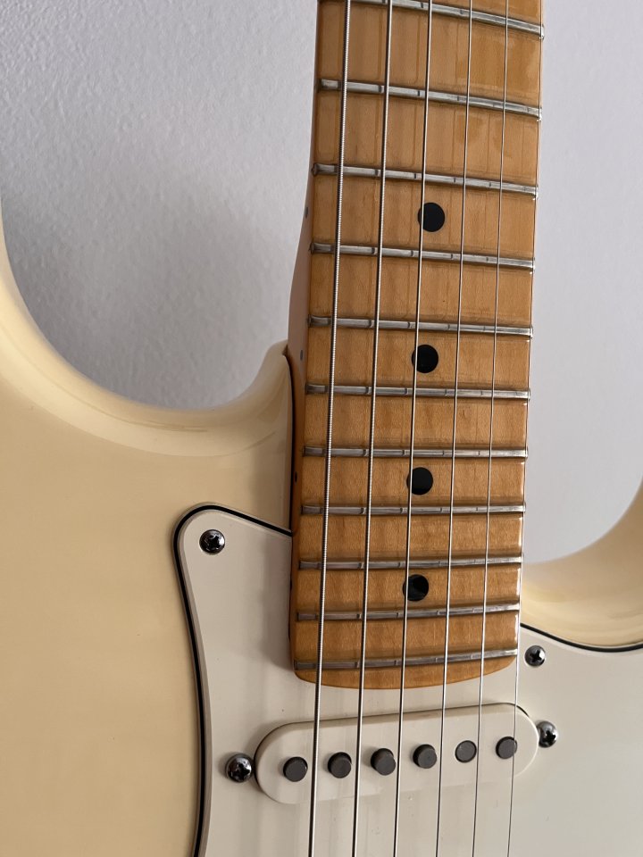 Fender American Standard Stratocaster de segunda mano · Foto 6 de 9 · Córdoba · 900 €