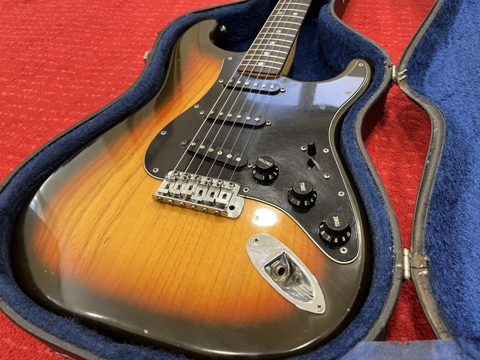 Fender Stratocaster 1979 de segunda mano · Foto 8 de 9 · Bizkaia · 2750 €