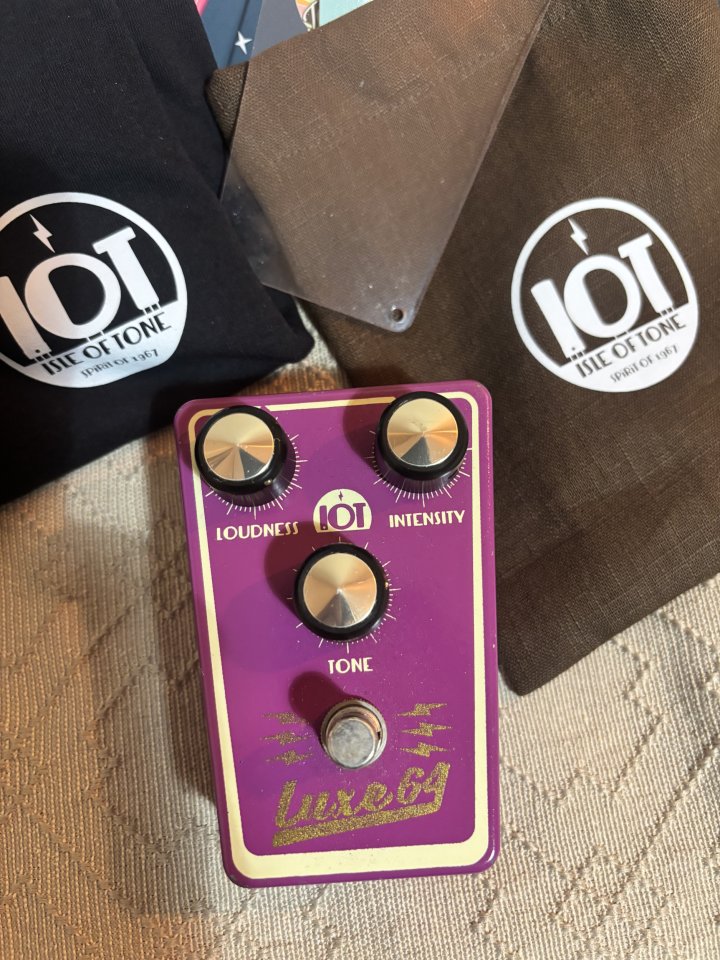 Luxe 64 Isle of tone