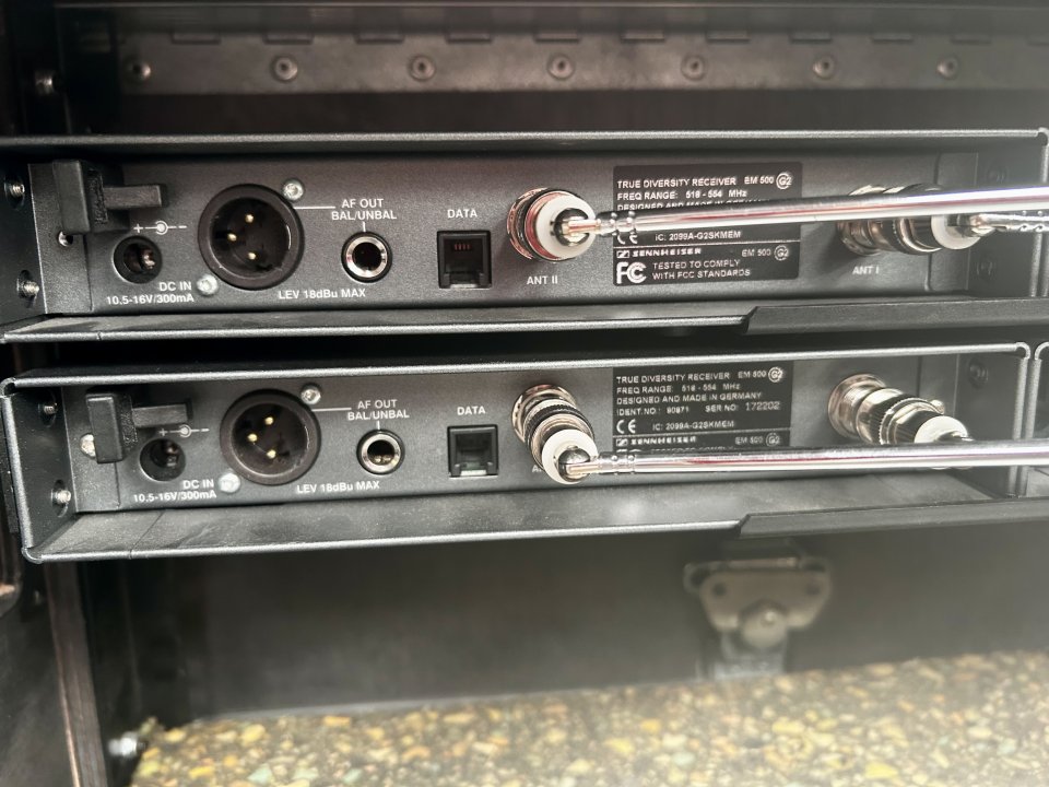Set Microfonía Profesional Sennheiser EW 500 G2 - 4 Canales y Flight Case de segunda mano · Foto 4 de 4 · Alicante · 1200 €