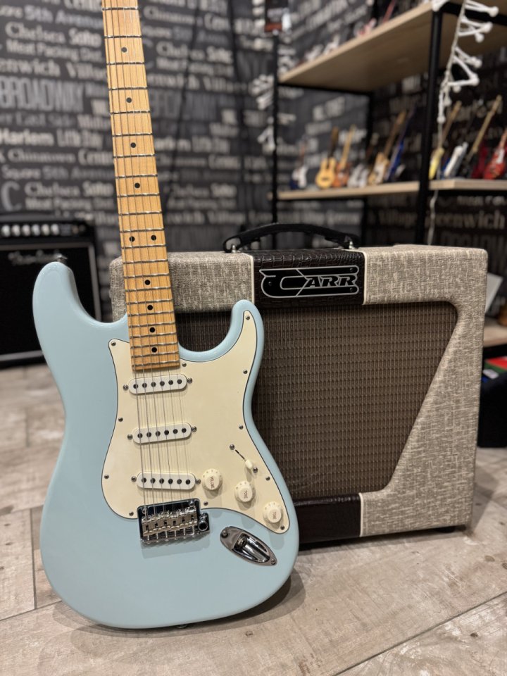 Suhr Classic S Antique SSS Sonic Blue de segunda mano · Jaén · 3300 €