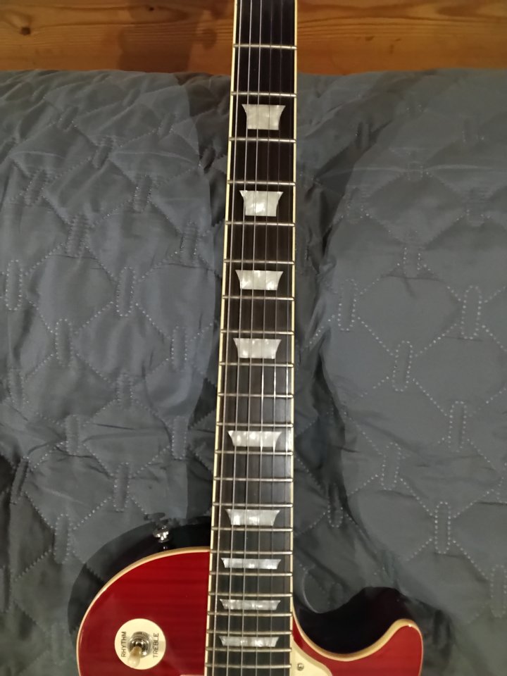 Epiphone les paul standard pro