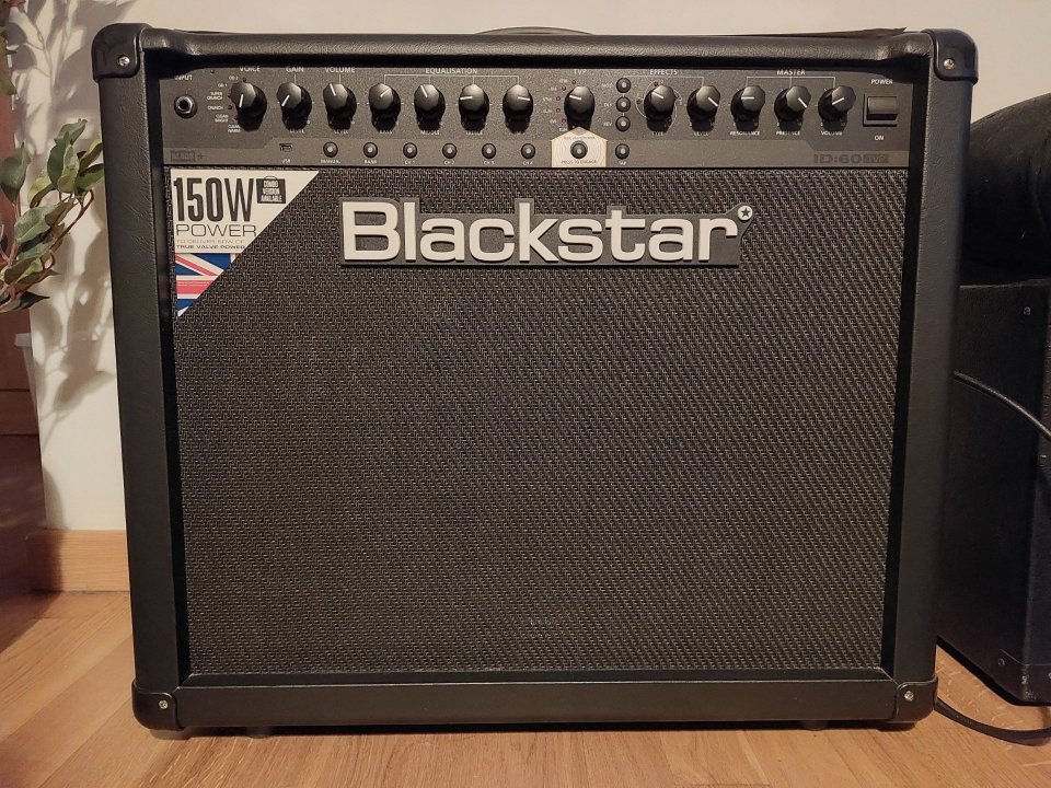 Blackstar ID 60 TVP + pedalera FS10 de segunda mano · Foto 7 de 7 · Madrid · 350 €