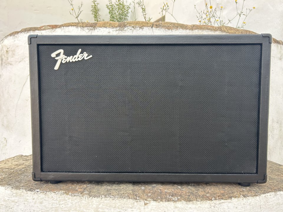 Pantalla 2x12 Celestion V30 de segunda mano · Foto 10 de 10 · Huelva · 250 €
