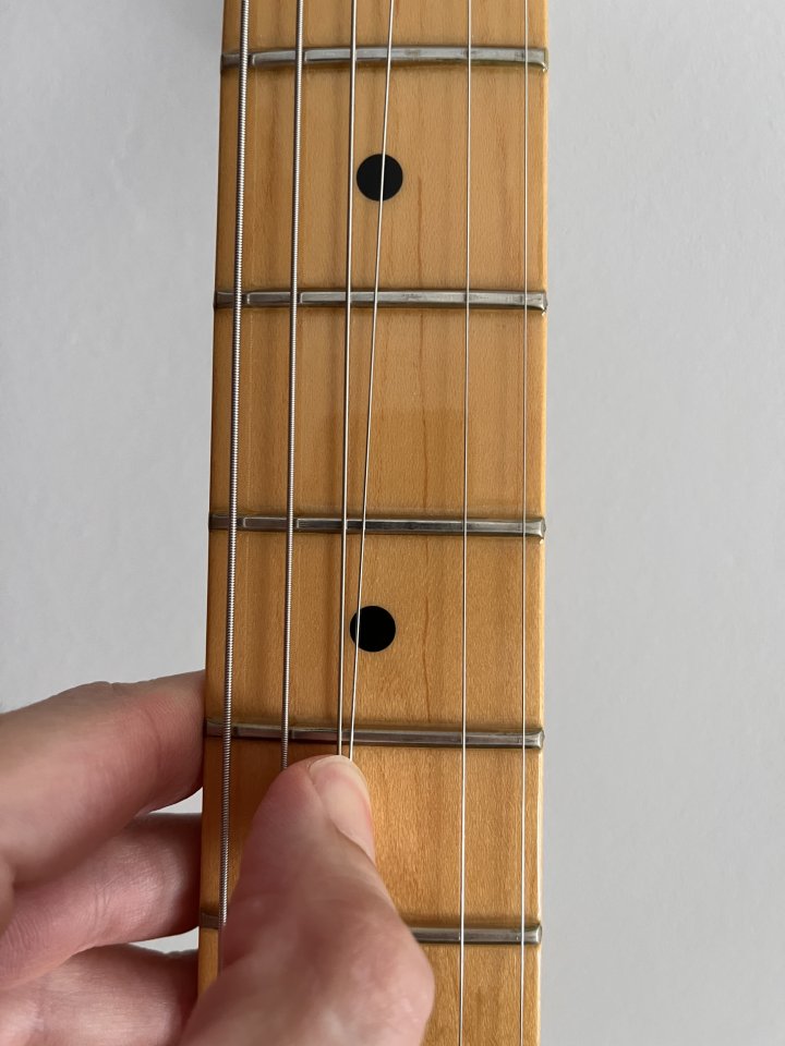 Fender American Standard Stratocaster de segunda mano · Foto 8 de 9 · Córdoba · 900 €