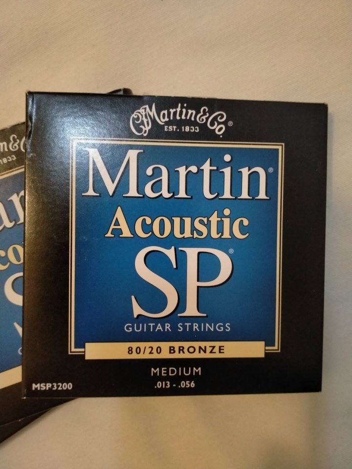 3 Juegos de Cuerdas guitarra acústica Martin SP MSP-3200 de segunda mano · Foto 1 de 3 · Lugo · 12 €