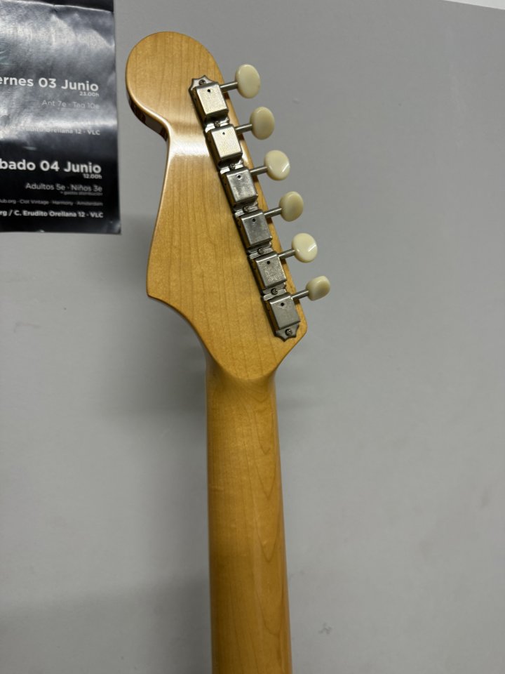 Fender Kingmann de segunda mano · Foto 4 de 8 · Alicante · 225 €