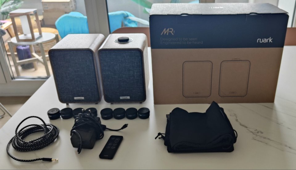 Altavoces Ruark Audio MR1 MK3 con subwoofer RS1 (2026) de segunda mano · Foto 4 de 10 · Araba · 750 €