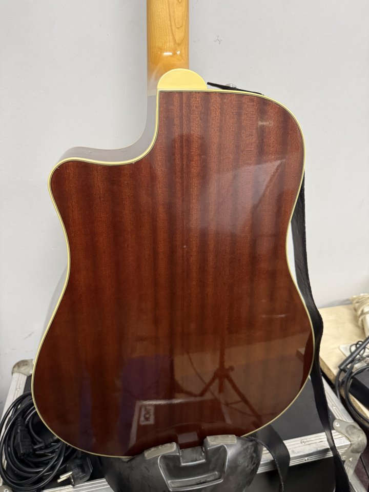 Fender Kingmann de segunda mano · Foto 7 de 8 · Alicante · 225 €