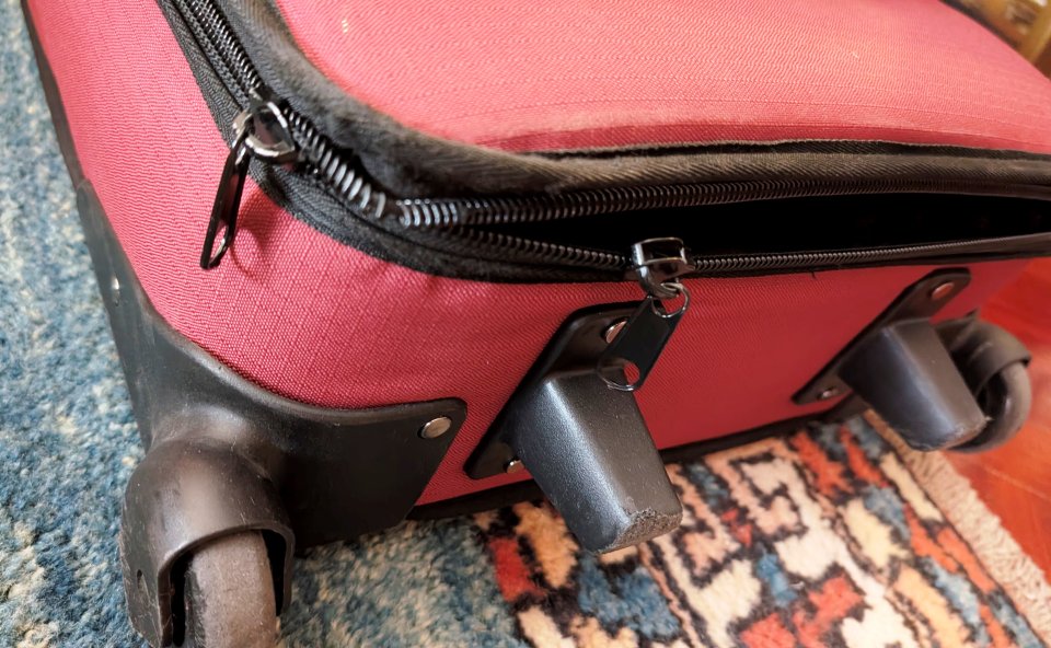 Nord Stage  4 Compact y Funda con ruedas