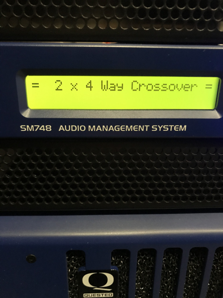 Monitores Quested HM415