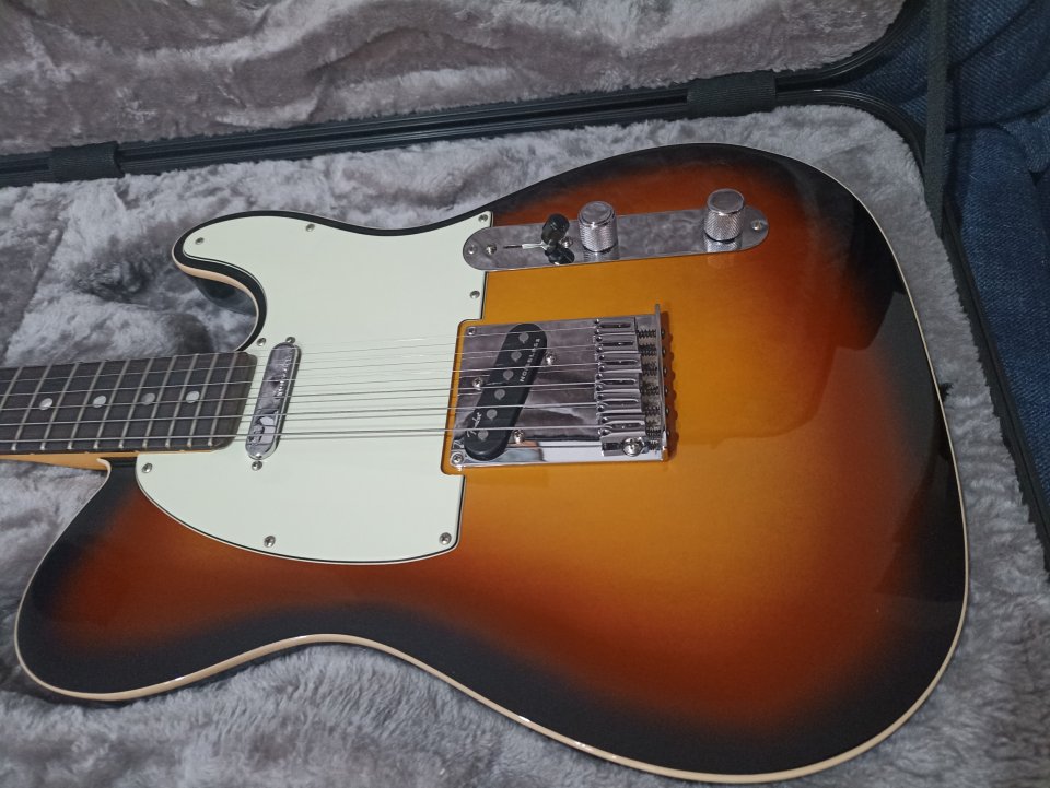 Fender Telecaster Ultra I de segunda mano · Foto 2 de 9 · Madrid · 1800 €