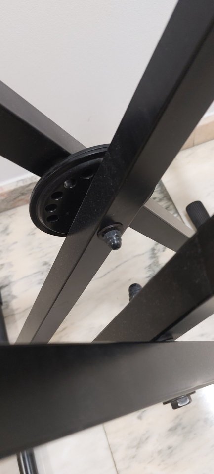 Soporte Doble HERCULES EZ-LOK de segunda mano · Foto 4 de 7 · Madrid · 75 €
