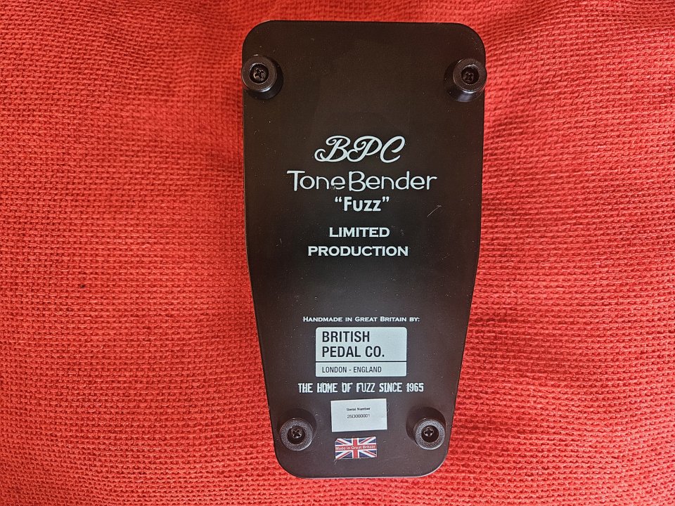 BPC Tone Bender MK II Professional Fuzz Pedal de segunda mano · Foto 9 de 10 · Alicante · 220 €