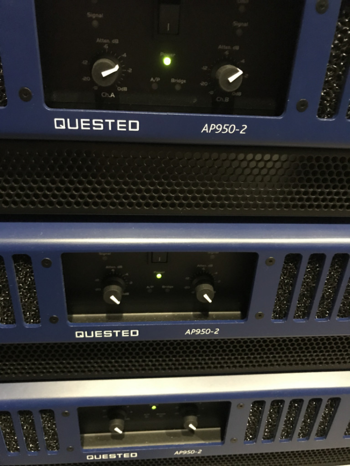 Monitores Quested HM415