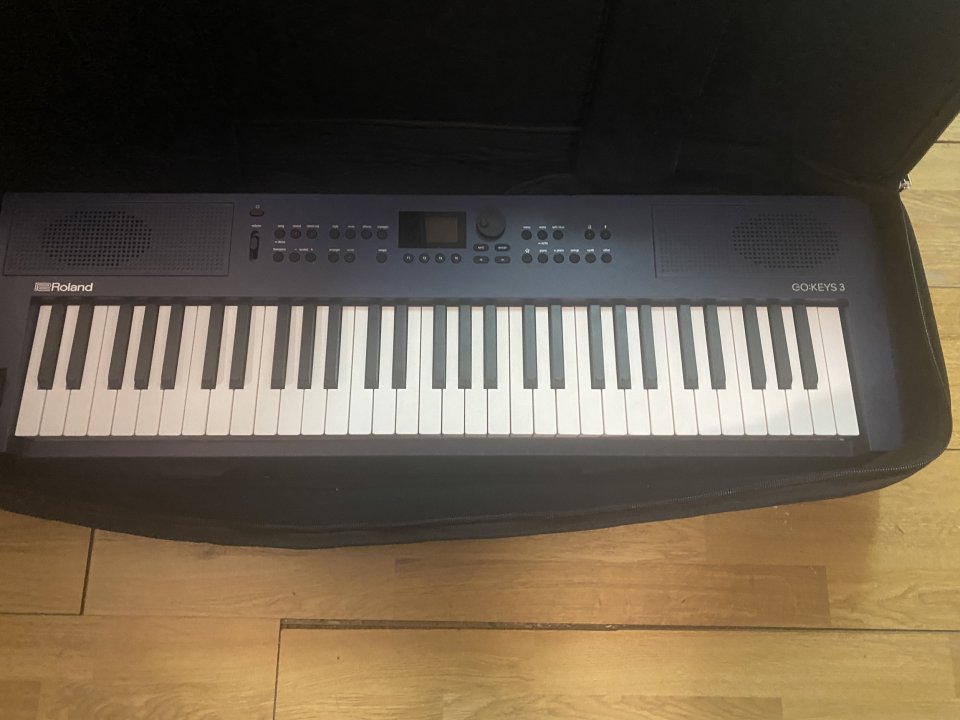 ROLAND GO KEYS 3 de segunda mano · Foto 1 de 4 · Alicante · 275 €