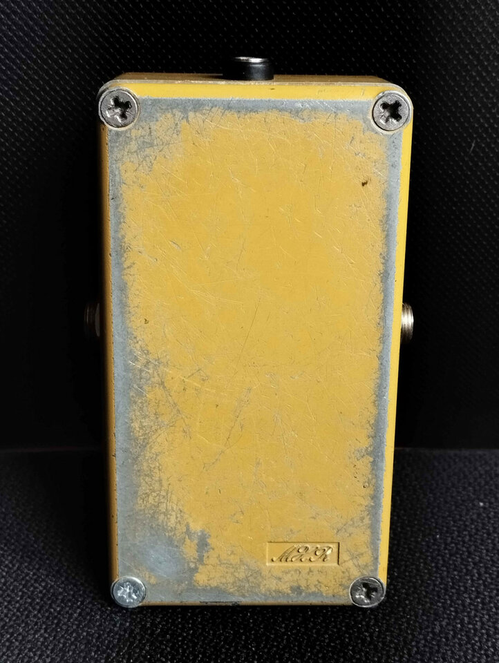 Pedal MXR Distortion + Script de 1975  - S/N 408625
