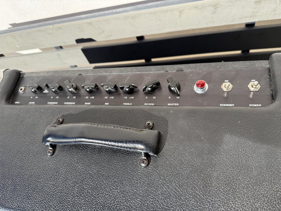 VHT Lead 20 de segunda mano · Foto 2 de 5 · Alicante · 250 €