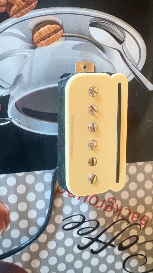 Pastilla Seymour duncan P-Rail SHPR1B de segunda mano · Foto 1 de 3 · Valladolid · 100 €