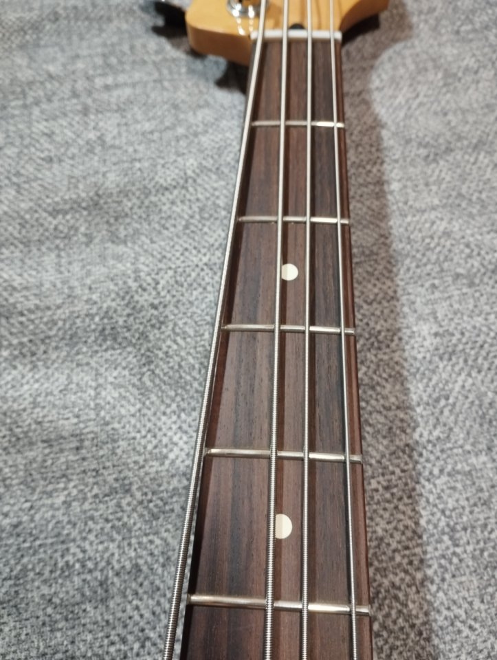 Fender Jazz Bass Player 2 MiM de segunda mano · Foto 8 de 10 · Badajoz · 625 €