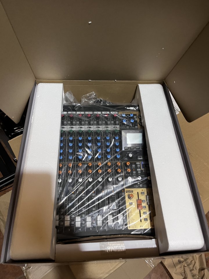 Tascam model 12 como nueva