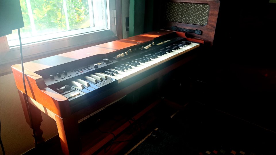 Hammond XK3 + Leslie + Accesorios