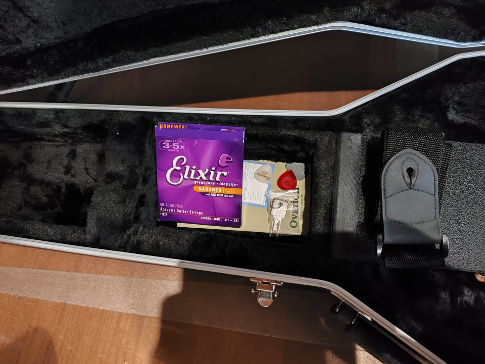 Ovation C2079AX-1 Custom Legend más estuche