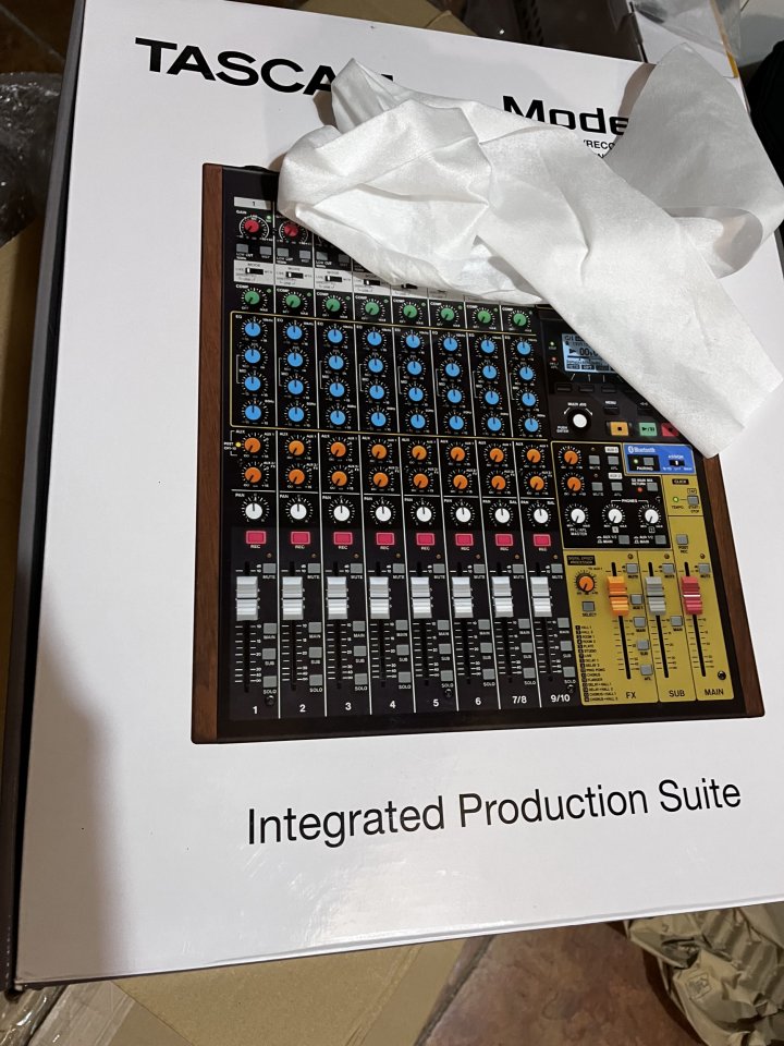 Tascam model 12 como nueva