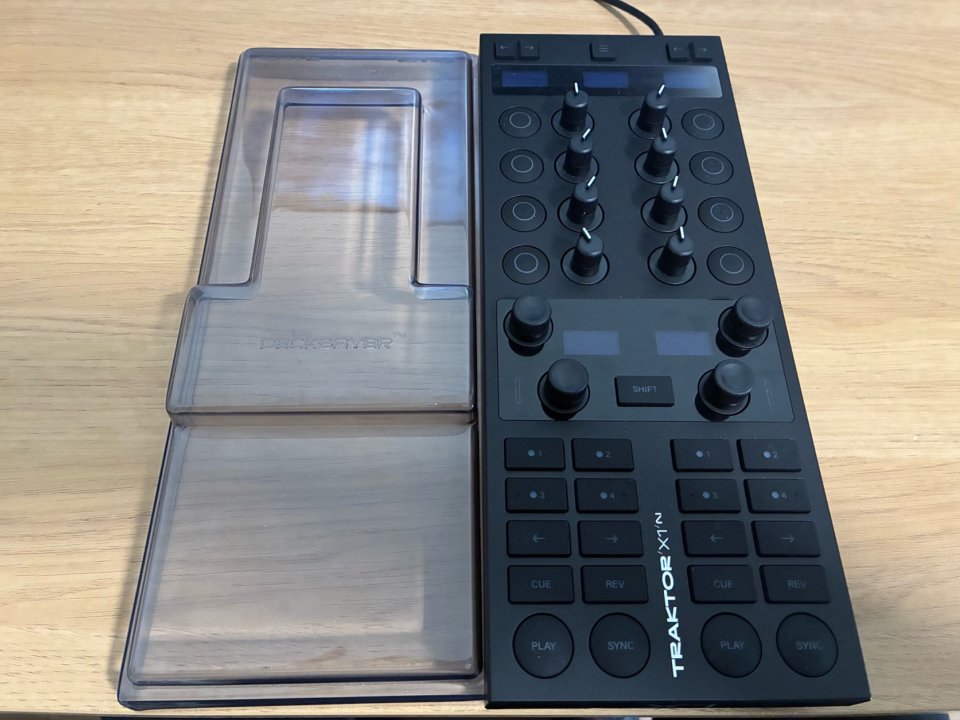 Traktor X1 mk3 + Funda + Decksaver