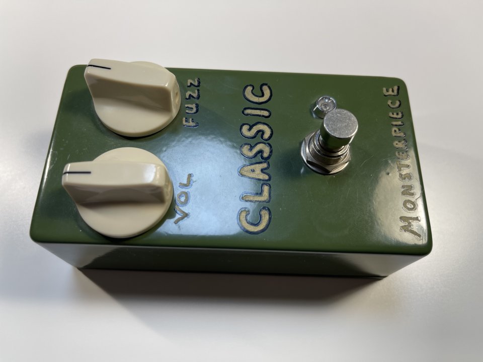 Monsterpiece Classic Fuzz Germanio (boutique USA) de segunda mano · Foto 2 de 4 · Girona · 170 €