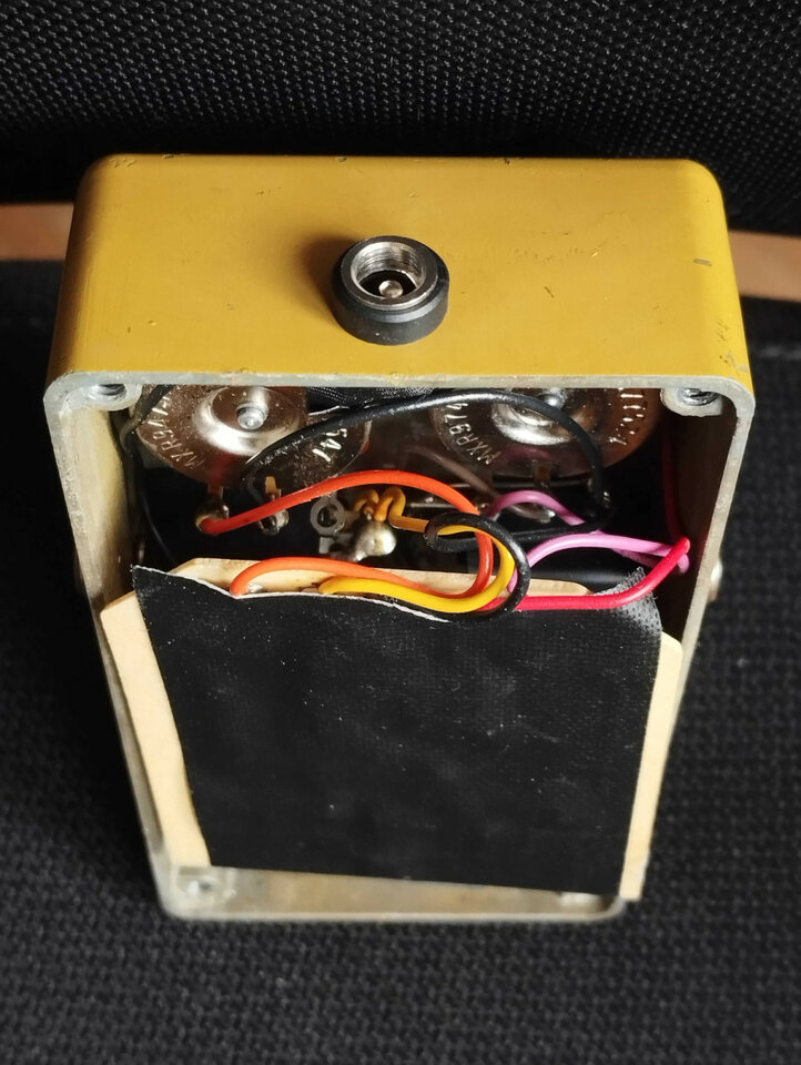 Pedal MXR Distortion + Script de 1975  - S/N 408625