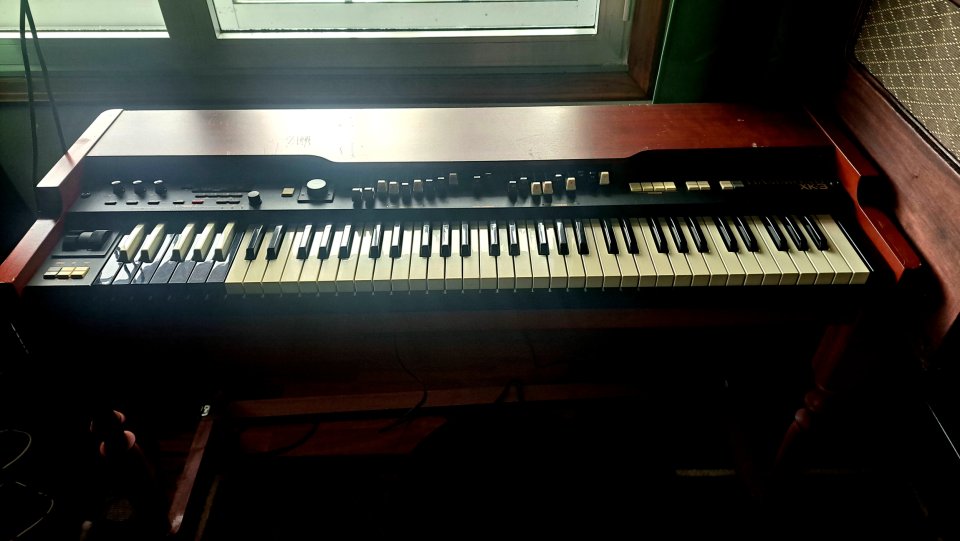 Hammond XK3 + Leslie + Accesorios