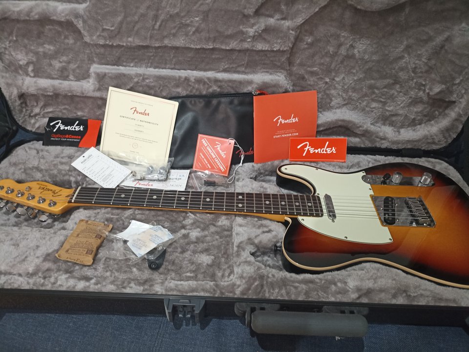 Fender Telecaster Ultra I de segunda mano · Foto 8 de 9 · Madrid · 1800 €