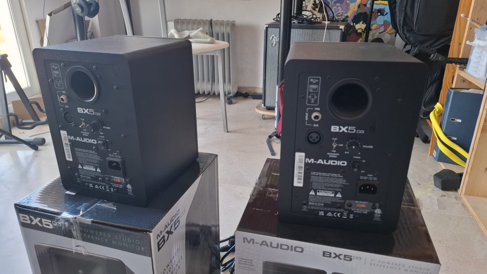 •	Monitores de Estudio M-Audio BX5 (Pareja) de segunda mano · Foto 4 de 7 · Valencia · 115 €