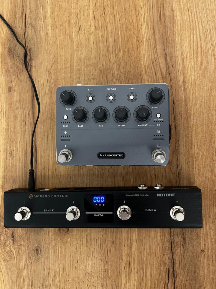 Neural Nano Cortex + Hotone Ampero + Cable MIDI de segunda mano · Foto 3 de 5 · Girona · 470 €