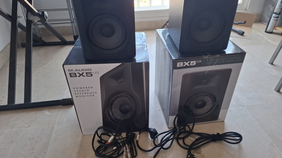 •	Monitores de Estudio M-Audio BX5 (Pareja) de segunda mano · Foto 7 de 7 · Valencia · 115 €