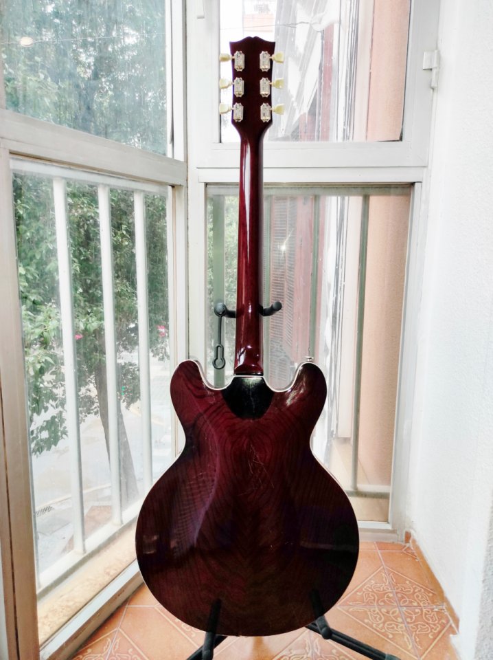 Guitarra Maison 335 (hecha a mano en Corea, años 80) super tuneada. de segunda mano · Foto 4 de 10 · Valencia · 550 €