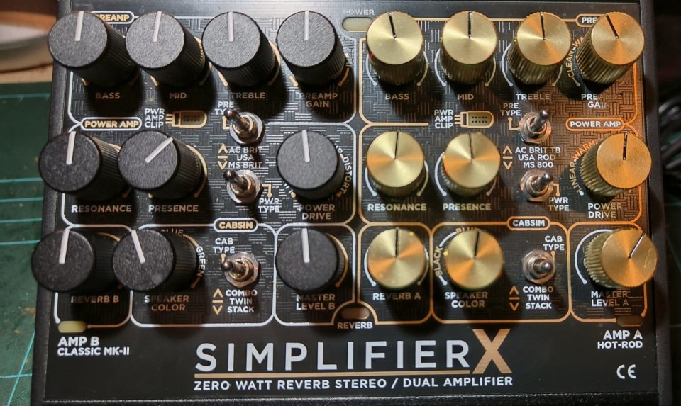 DSM & Humboldt Simplifier X Amp/Cab Simulator