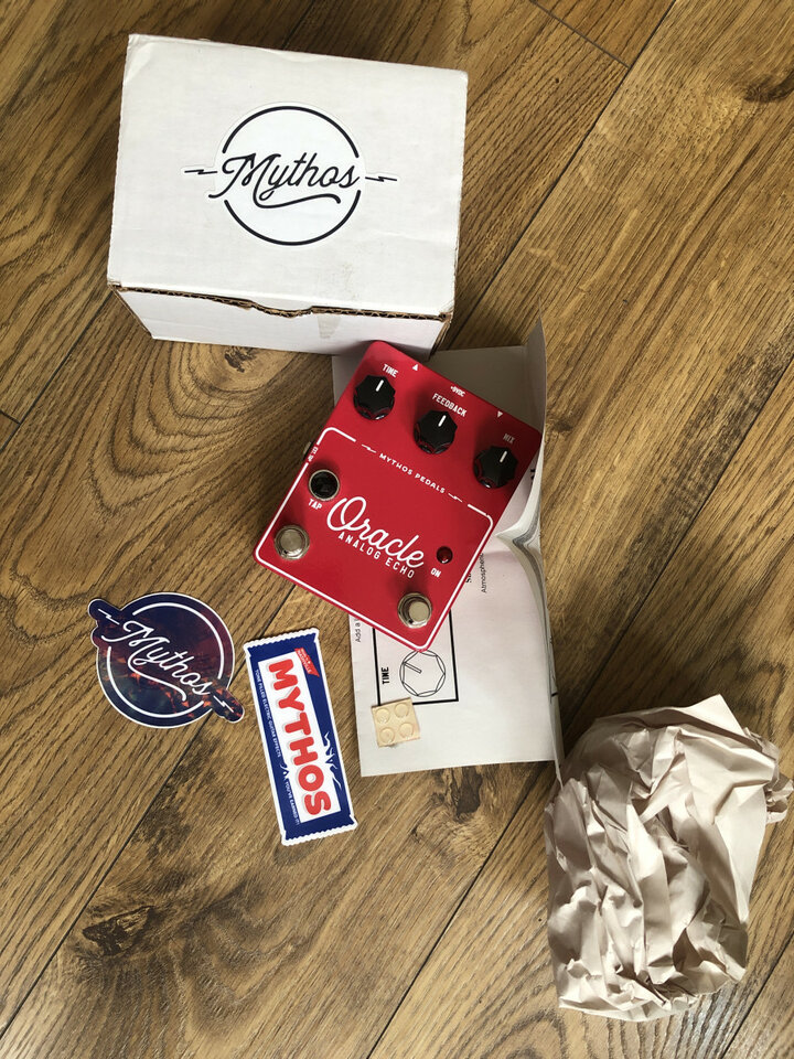 REBAJADO Mythos Oracle Analog Echo