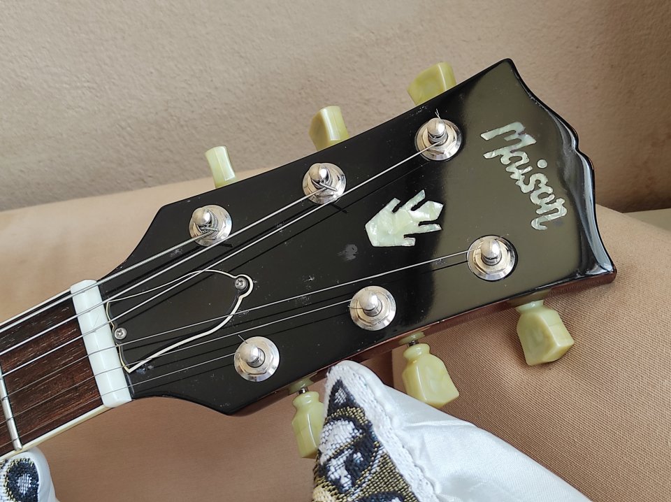 Guitarra Maison 335 (hecha a mano en Corea, años 80) super tuneada. de segunda mano · Foto 6 de 10 · Valencia · 550 €