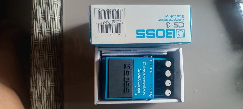 Boss CS3 compresor